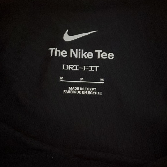 Men’s Medium Nike Dri-Fit Lebron Shirt - Picture 2 of 3